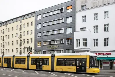 dr. med. dent. Marc Adler, MSc. Kieferorthopädie - BERLIN