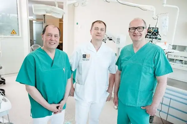 Implantologie Team Berlin