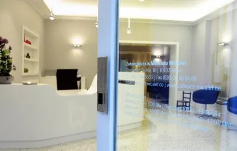 Massimo Micalef Zahnarztpraxis - Zahnarzt